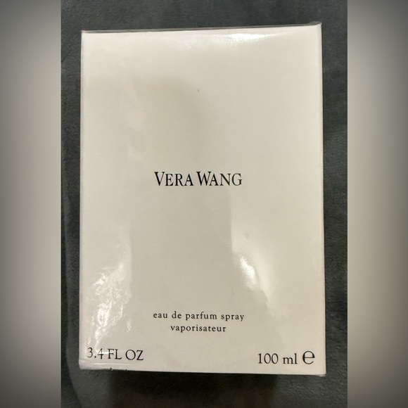 Vera Wang Eau de Parfum with Silver Cap - Picture 4 of 4